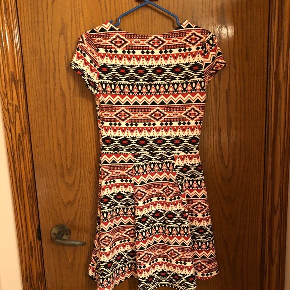 Dress ethnic patterns - Picture 3 of 4